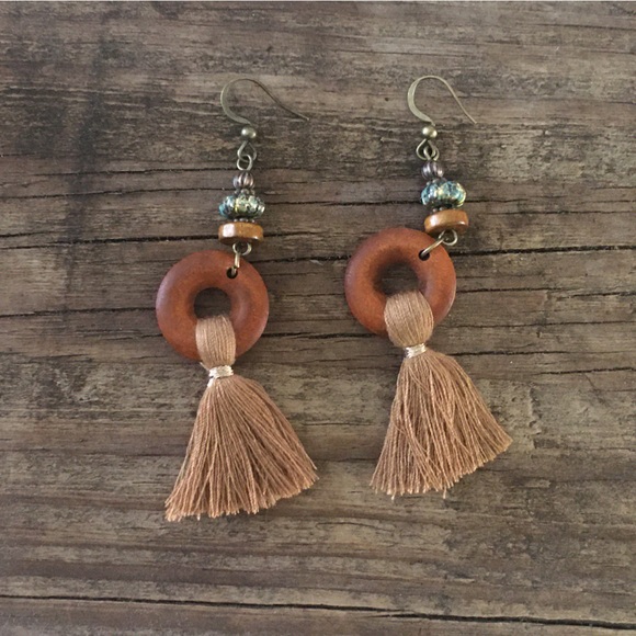 Fringed Dangle earrings - Picture 1 of 2
